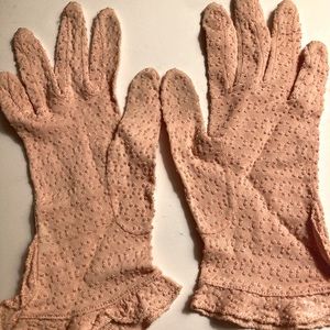Vintage 1950s Pink Cotton Ladies Dress Gloves. Raised dot. Size 6